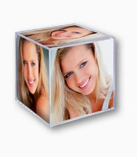ACRILIC CUBE – As suas memórias em 360º
